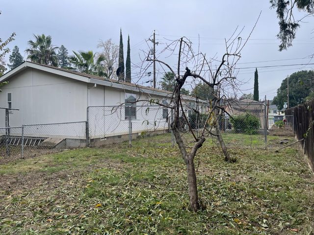 233 Wilbur Ave, Yuba City, CA 95991