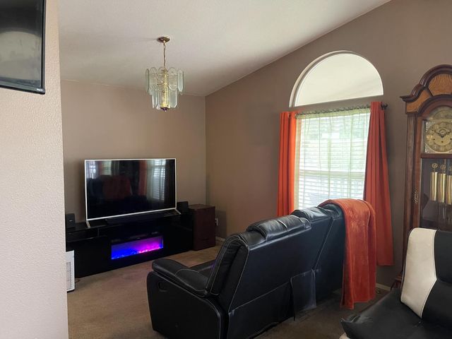 233 Wilbur Ave, Yuba City, CA 95991