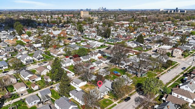 132 S 7th Avenue S, Beech Grove, IN 46107