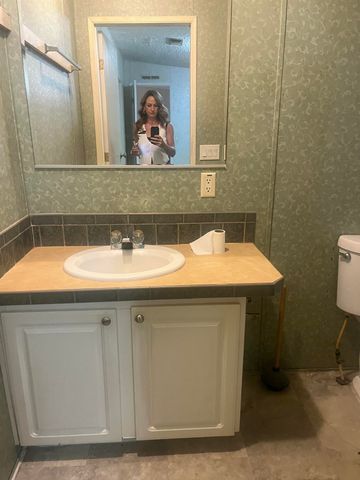 375 NE 70th Avenue, Okeechobee, FL 34974