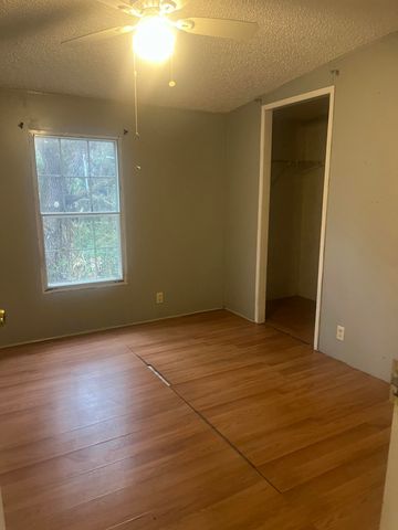 375 NE 70th Avenue, Okeechobee, FL 34974