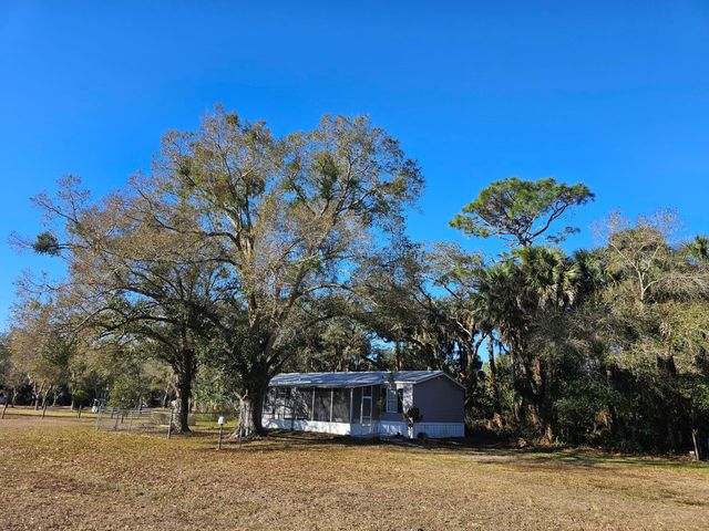 375 NE 70th Avenue, Okeechobee, FL 34974