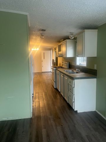 375 NE 70th Avenue, Okeechobee, FL 34974