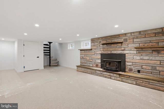 612 S CHUBB DR, Doylestown, PA 18901