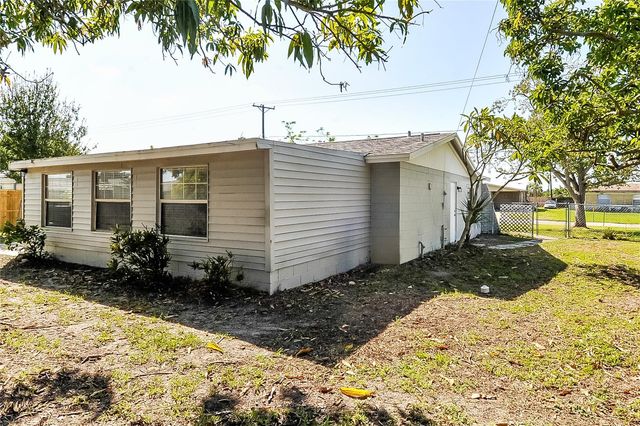 505 FLORIDA CIRCLE S, Apollo Beach, FL 33572