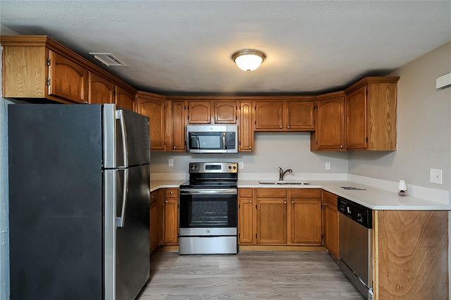 505 FLORIDA CIRCLE S, Apollo Beach, FL 33572