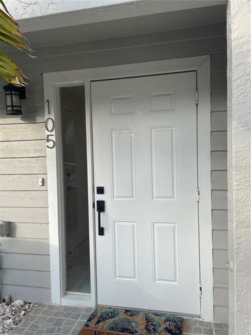 745 PINELLAS BAYWAY S 105, St Petersburg, FL 33715