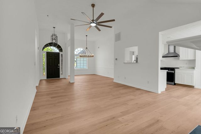 5550 Frontier Court, Ellenwood, GA 30294