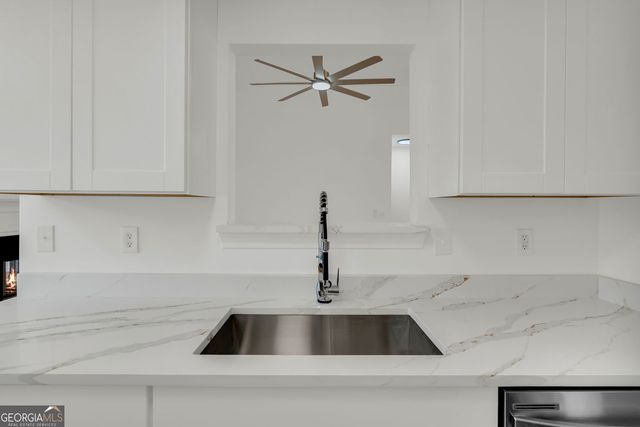 5550 Frontier Court, Ellenwood, GA 30294