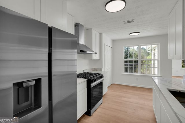 5550 Frontier Court, Ellenwood, GA 30294