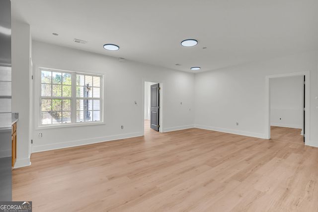 5550 Frontier Court, Ellenwood, GA 30294