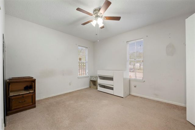 10614 Huntington Point Drive, Houston, TX 77099