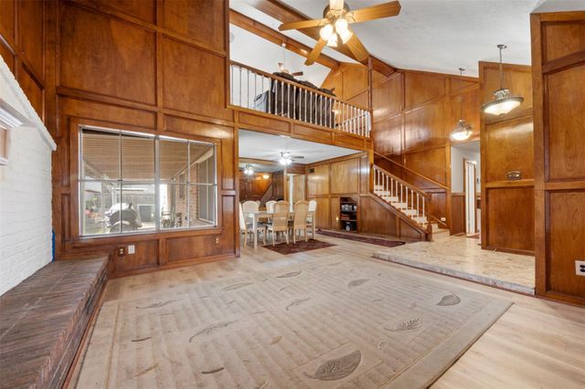 10614 Huntington Point Drive, Houston, TX 77099