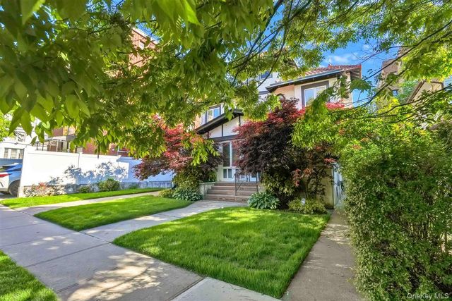 84-21 Beverly Road, Kew Gardens, NY 11415