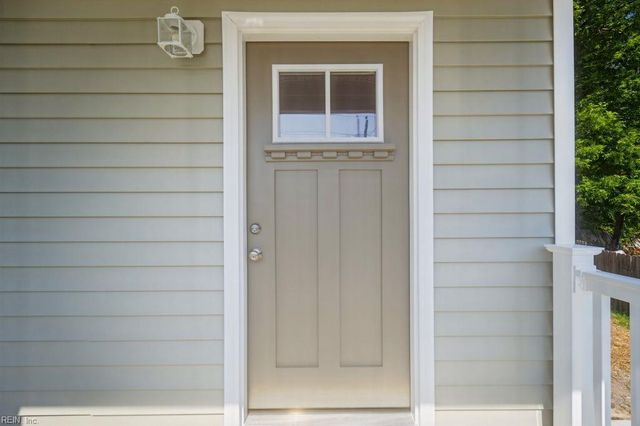 115 Day ST, Suffolk, VA 23434