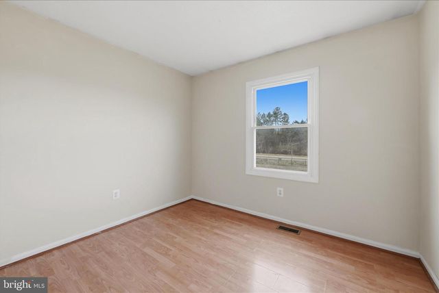 8230 BLUE RIDGE CT, Manassas, VA 20109