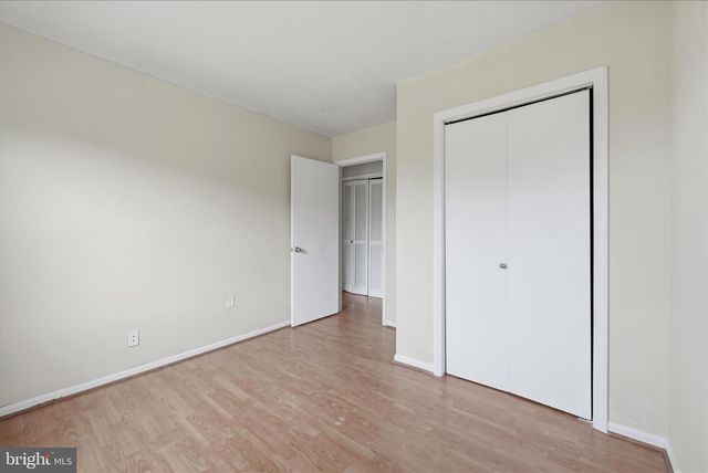 8230 BLUE RIDGE CT, Manassas, VA 20109