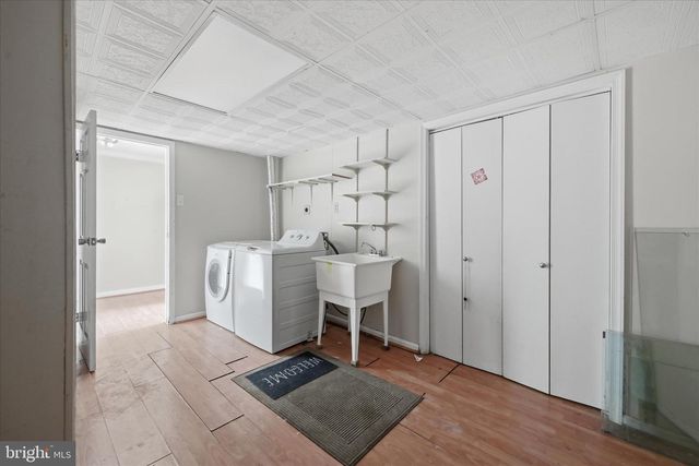 8230 BLUE RIDGE CT, Manassas, VA 20109