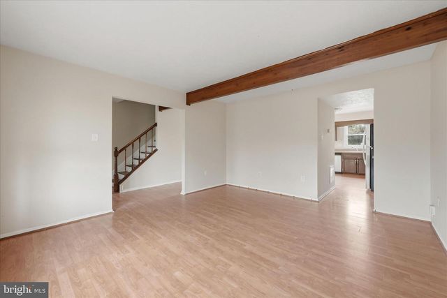 8230 BLUE RIDGE CT, Manassas, VA 20109