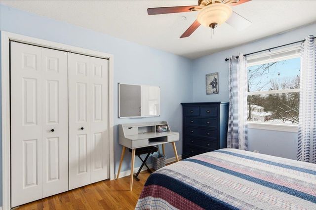 31 Greenbriar Drive, Essex, VT 05452