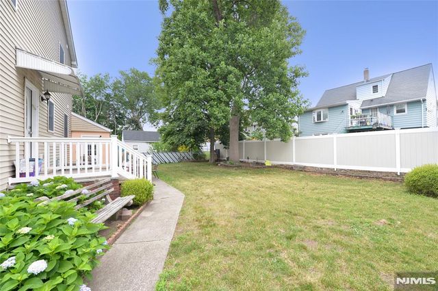 7-01 2nd Street, Fair Lawn, NJ 07410