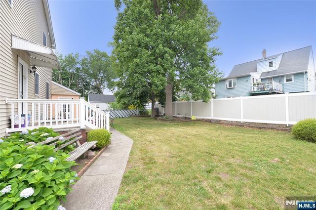 7-01 2nd Street, Fair Lawn, NJ 07410