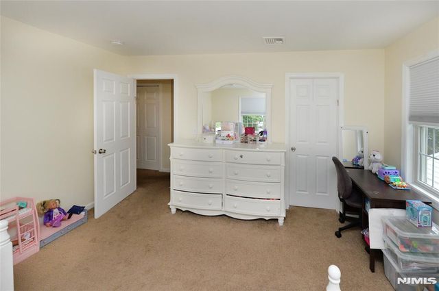 7-01 2nd Street, Fair Lawn, NJ 07410