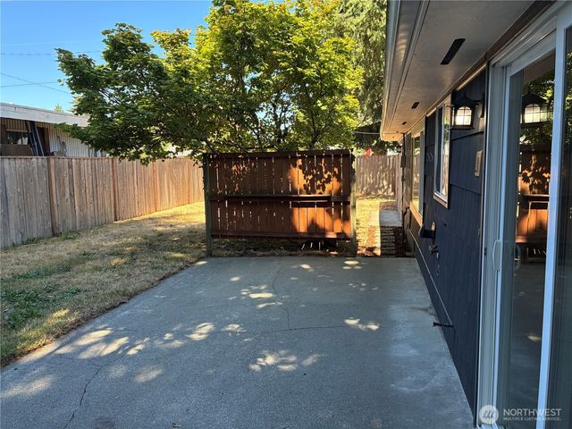 2333 Edmunds Avenue NE, Renton, WA 98056