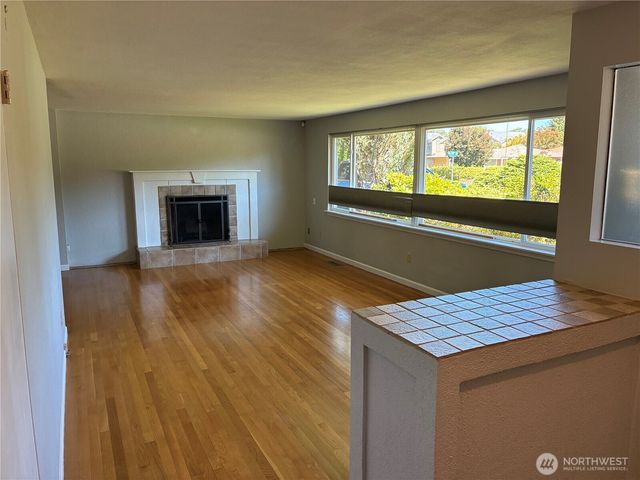 2333 Edmunds Avenue NE, Renton, WA 98056