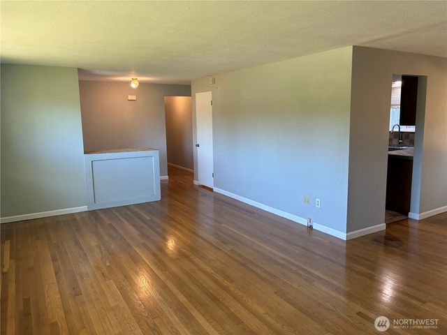 2333 Edmunds Avenue NE, Renton, WA 98056