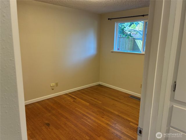 2333 Edmunds Avenue NE, Renton, WA 98056