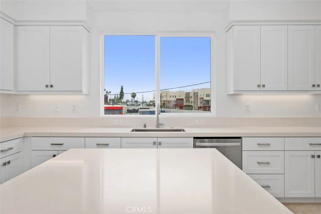 1637 W Lincoln Avenue 102, Anaheim, CA 92801