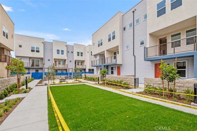 1637 W Lincoln Avenue 102, Anaheim, CA 92801