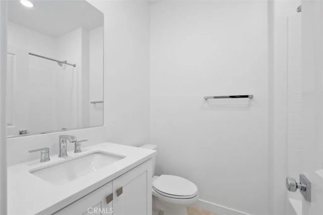 1637 W Lincoln Avenue 102, Anaheim, CA 92801