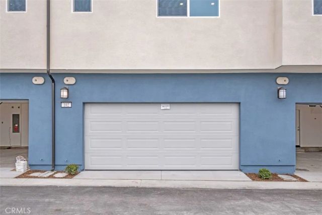 1637 W Lincoln Avenue 102, Anaheim, CA 92801