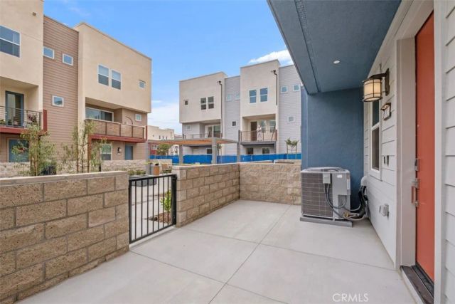 1637 W Lincoln Avenue 102, Anaheim, CA 92801