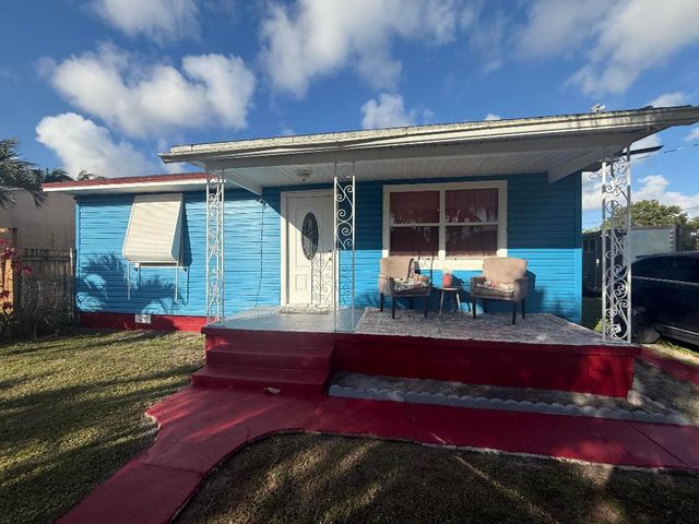 1203 Mathis Street, Lake Worth, FL 33461