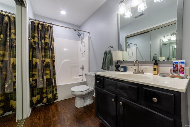 4034 Shadwell Drive, Evansville, IN 47715