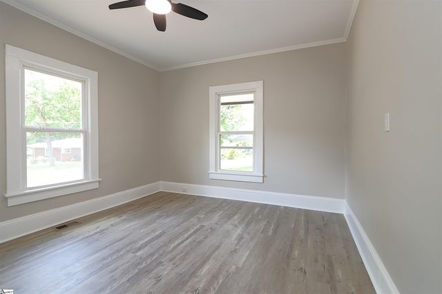 14 Littlefield Street, Inman, SC 29349