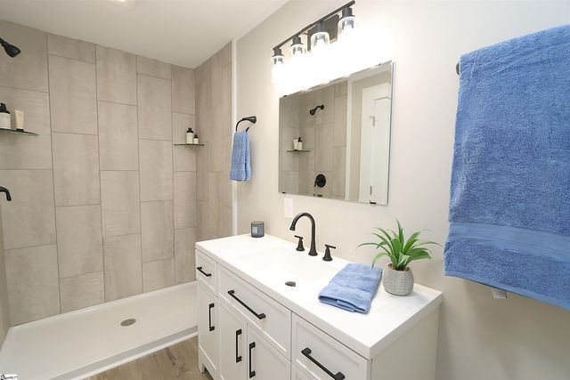 14 Littlefield Street, Inman, SC 29349