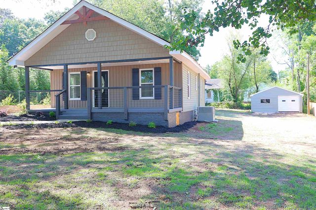 14 Littlefield Street, Inman, SC 29349