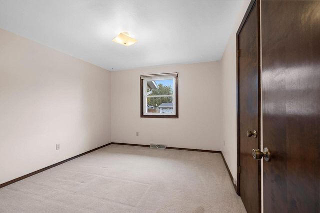 842 FRIBOURG STREET, De Pere, WI 54115