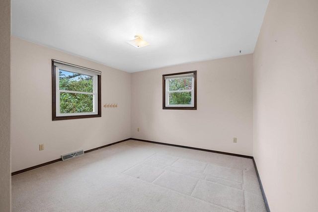 842 FRIBOURG STREET, De Pere, WI 54115