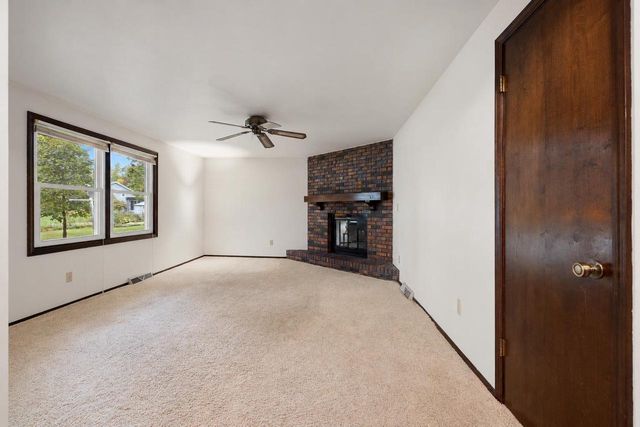 842 FRIBOURG STREET, De Pere, WI 54115