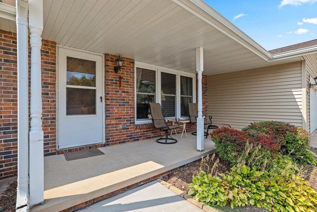 842 FRIBOURG STREET, De Pere, WI 54115
