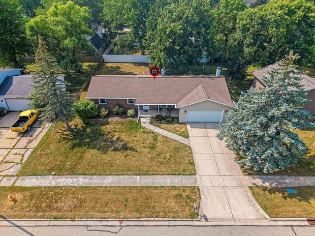842 FRIBOURG STREET, De Pere, WI 54115
