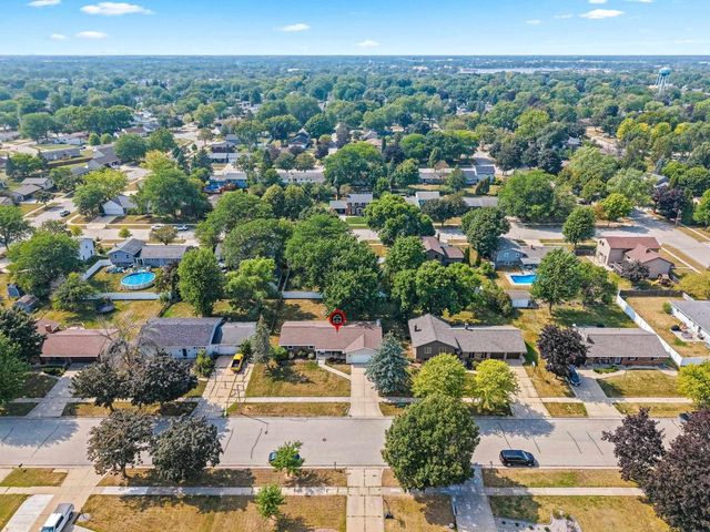 842 FRIBOURG STREET, De Pere, WI 54115