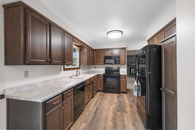 842 FRIBOURG STREET, De Pere, WI 54115