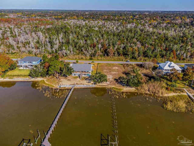 3801 Andrew Jackson Dr, Pace, FL 32571