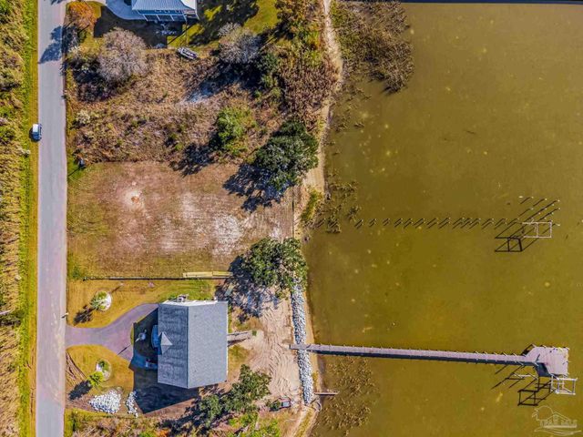 3801 Andrew Jackson Dr, Pace, FL 32571